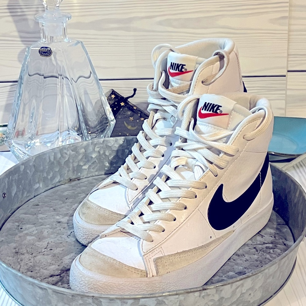 Big Boy Nike Blazers 77